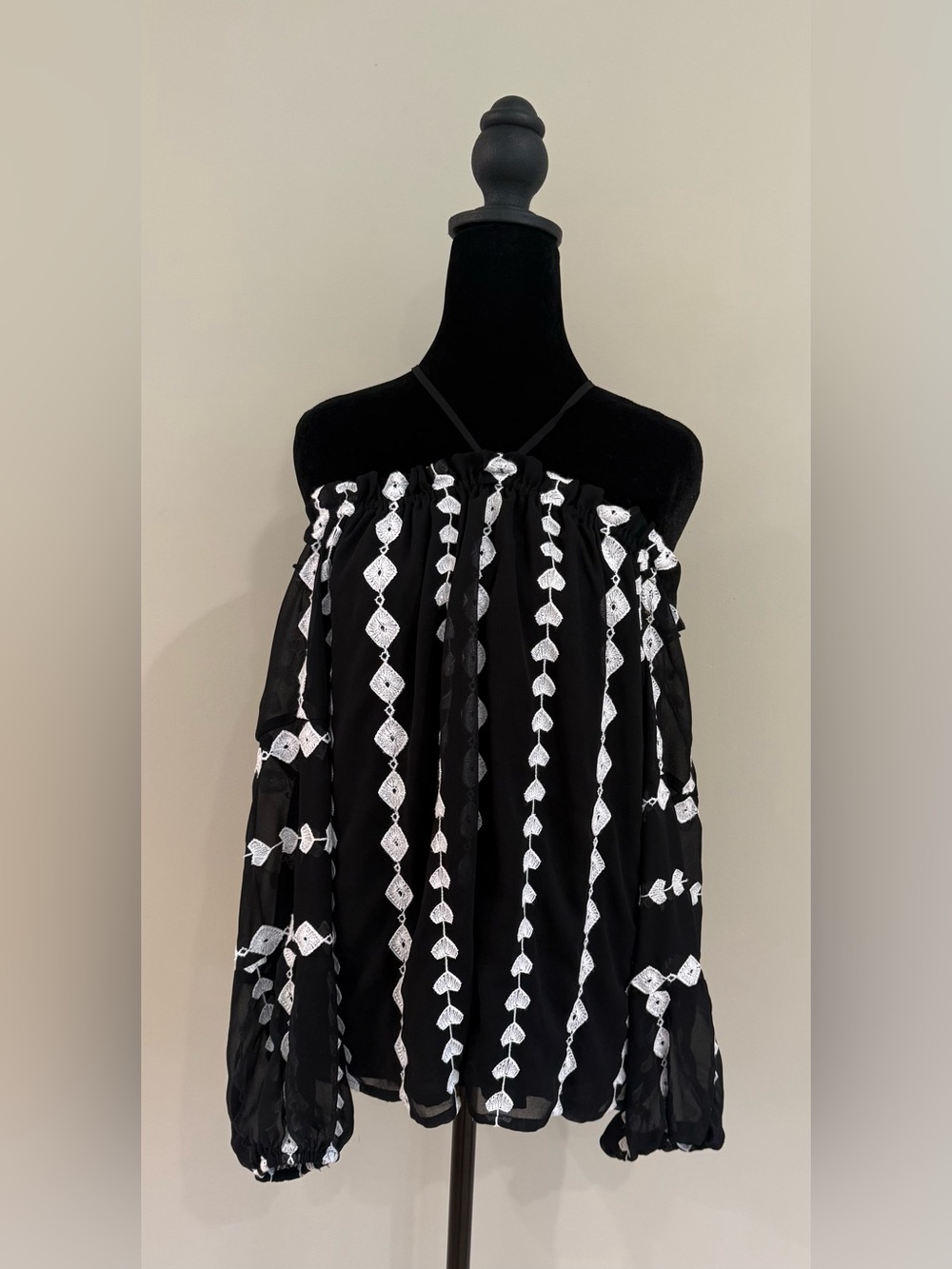 Vince Camuto Black Off-Shoulder Blouse with White Embroidery